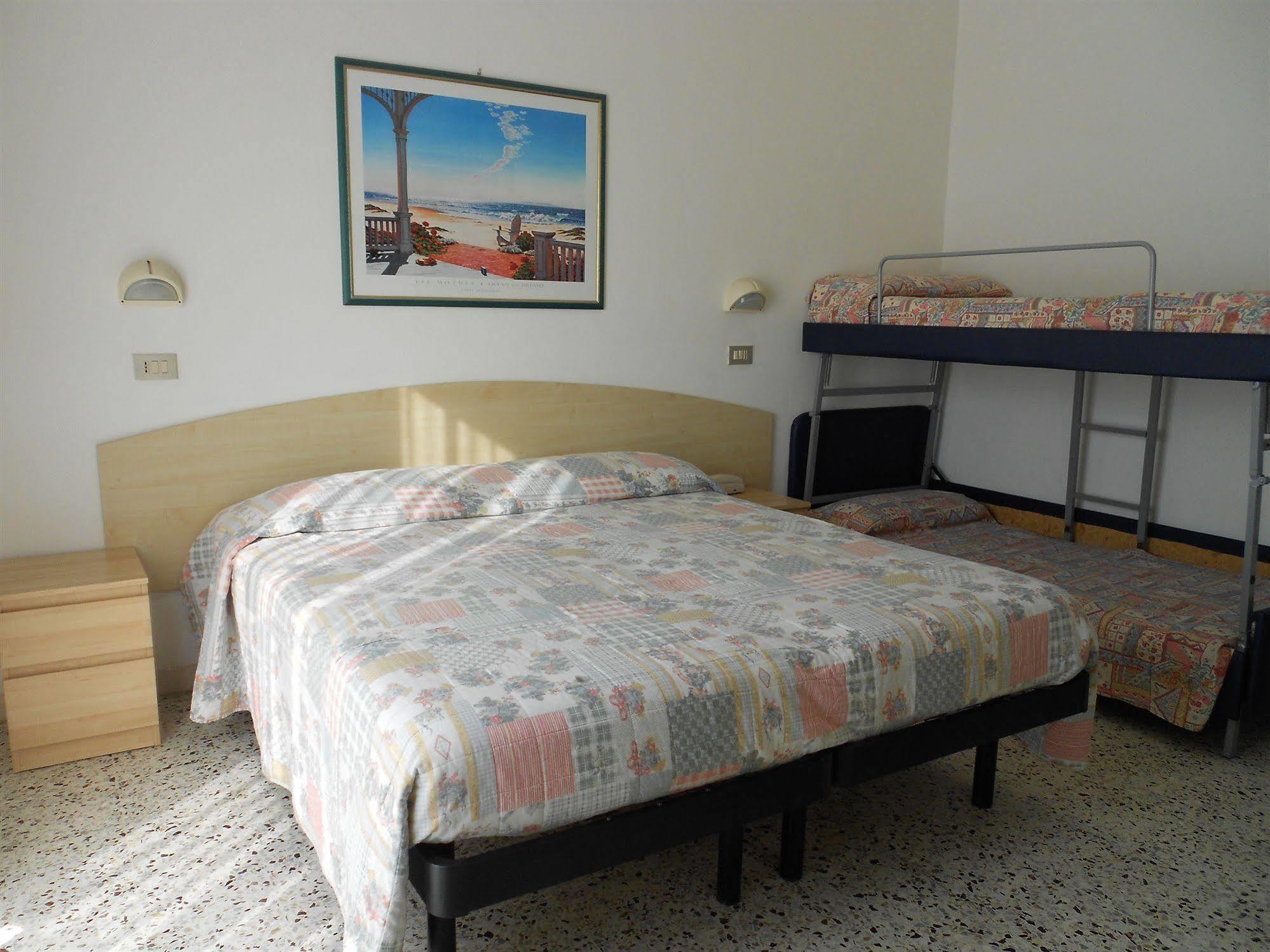 Hotel Laguna Blu Rimini Eksteriør billede